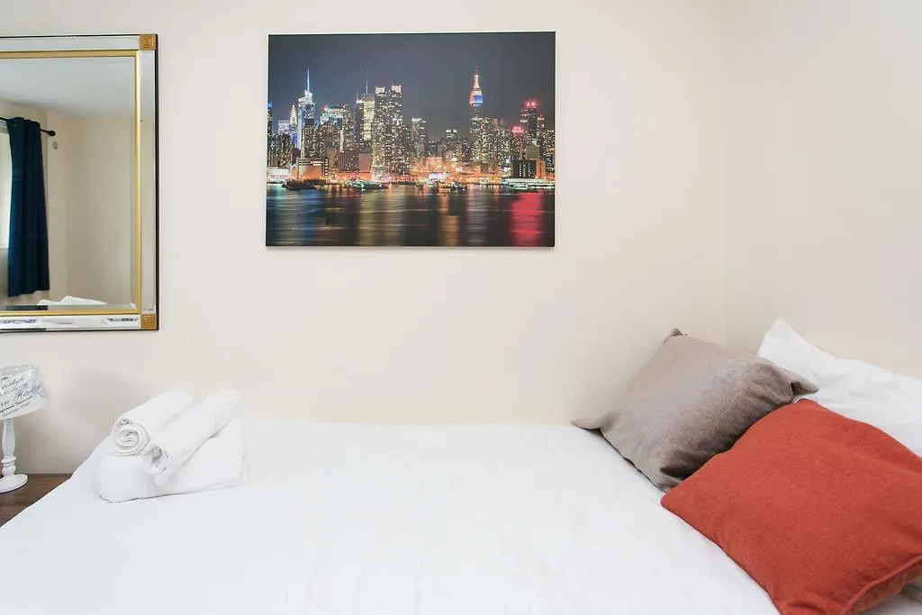 Rotter Court Apartment Belfast