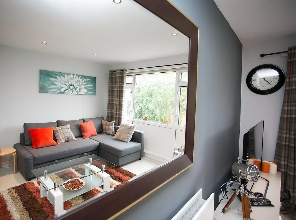 Rotter Court Apartment Belfast